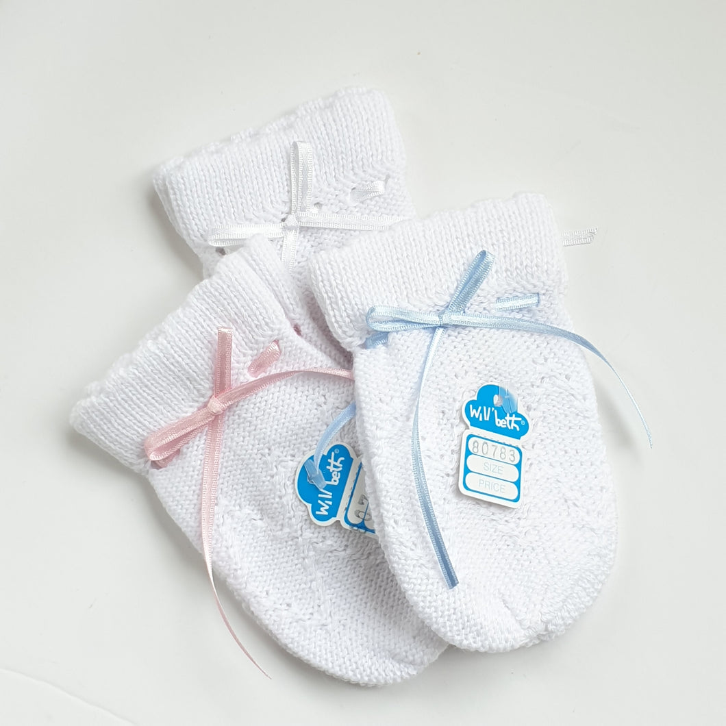 Will Beth Knitted Baby Mitts / Scratch Mitts - Silicone Velvet Matting Powder