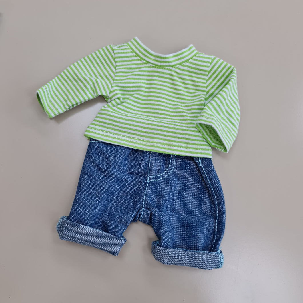 447 Soft jeans and long sleeved Tshirt ( for 13 to 15inch dolls)
