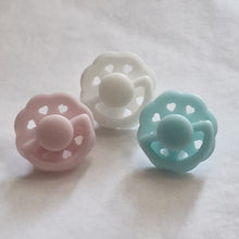 Miniature dummy/pacifier for silicone dolls