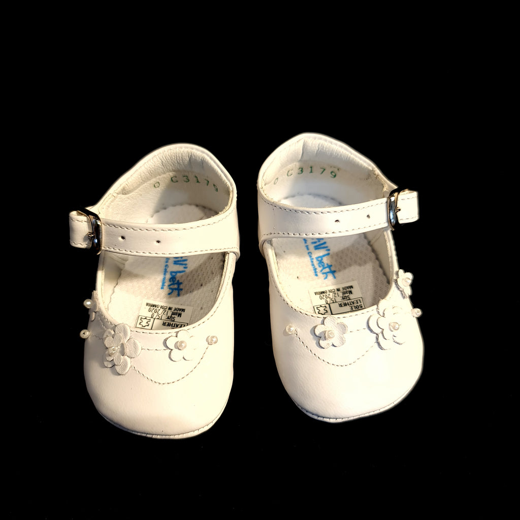 179 Will Beth soft leather pram shoes - buckle mary janes with flowers ...