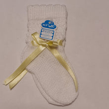 Will Beth Knitted ribbon socks 80362 style