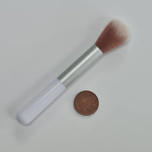 Powder brush for applying Silicone Velvet Matting and Care Powder **SPECIAL OFFER**